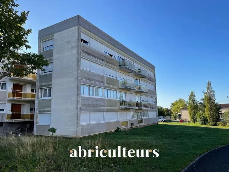 Immeuble de Rapport en vente, à Cognac (16100) - Photo 1