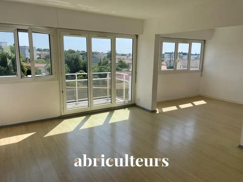 Immeuble de Rapport en vente, à Cognac (16100) - Photo 1