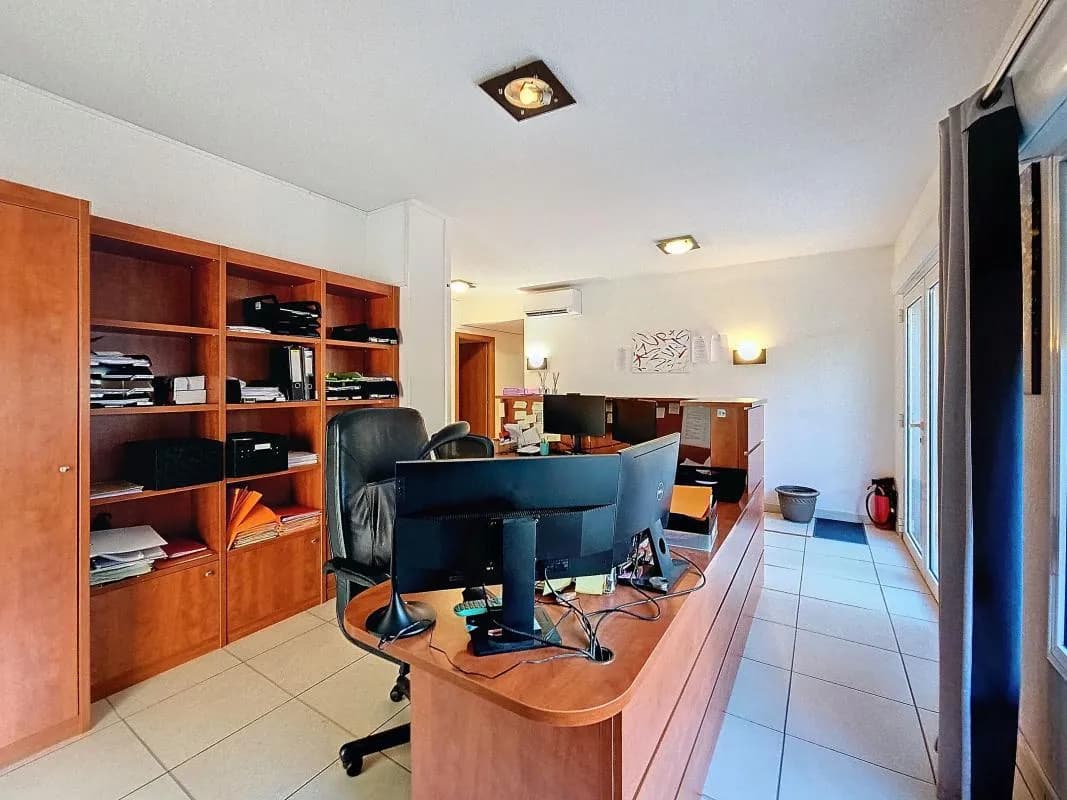 Bien Commercial À Vendre centre ville - Photo 1