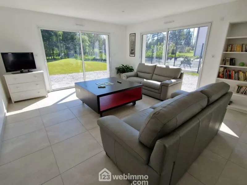 Immeuble - 219m² - La Roche-sur-Yon - Photo 1