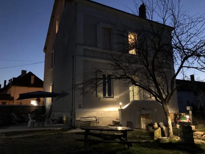 Immeuble - Photo 1