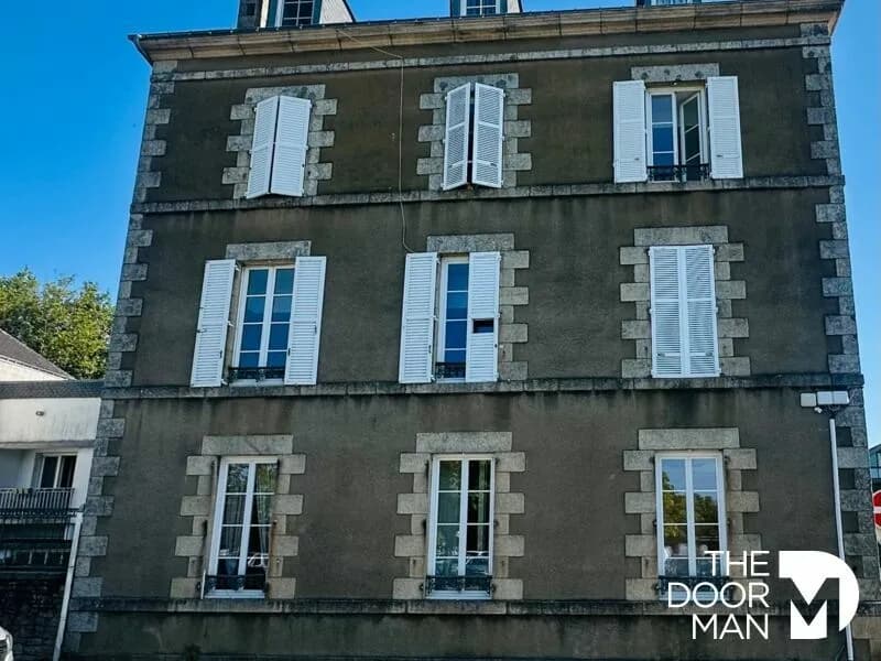 Immeuble 56300 - Photo 1
