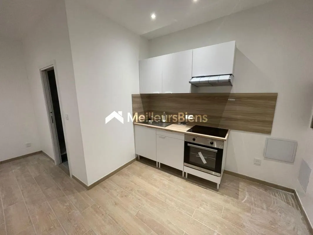 A saisir Lot de 2 Appartements refait à neuf hyper centre ville Saint Etienne rentabilité tres forte! - Photo 1