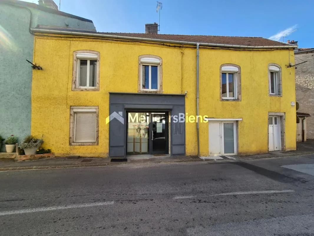 Immeuble 175 m² à Champlitte - Photo 1
