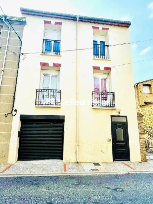Immeuble de deux T3 avec terasses et grand garage - Photo 1