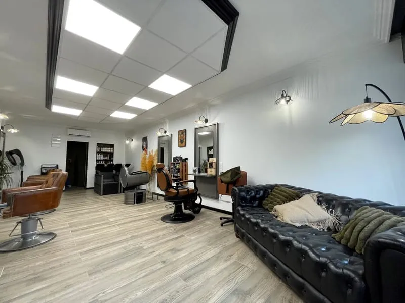 Immeuble locatif à booster avec travaux ! - Photo 1