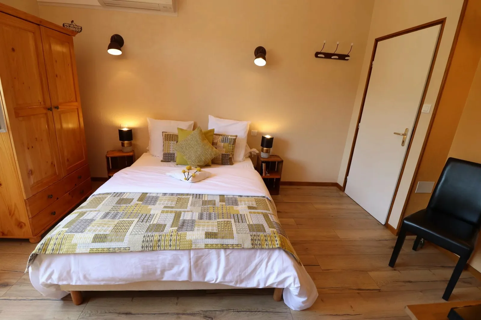Ensemble immobilier - Photo 1