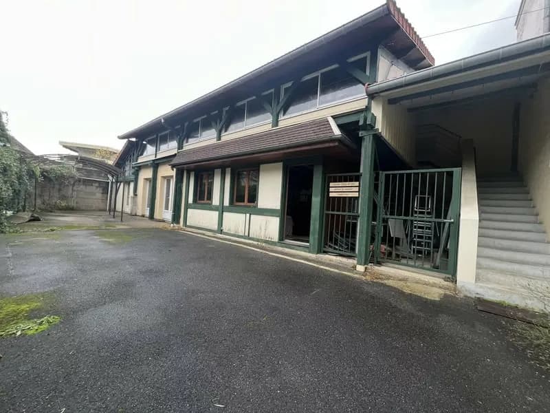 SECTEUR PLATEAU DU RAINCY - PROCHE COMMERCES - Photo 1