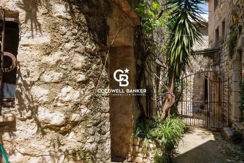 Ensemble immobilier unique à Saint-Paul-de-Vence - Photo 1