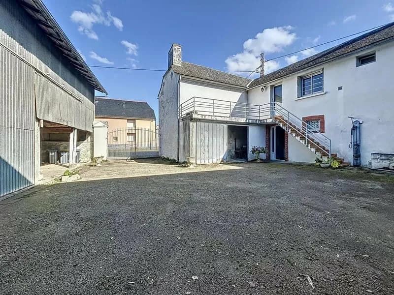 Ensemble immobilier - Photo 1