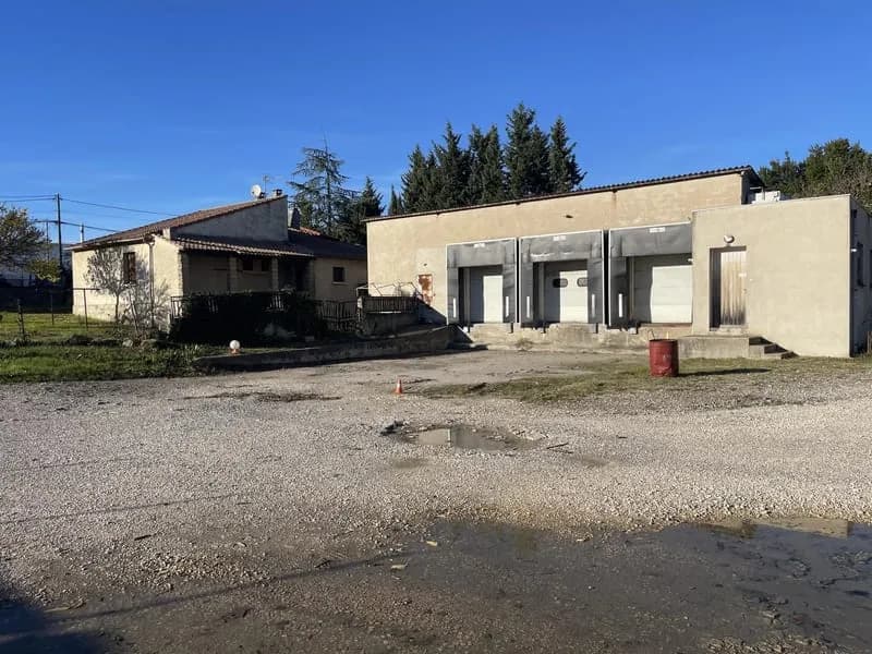 A VENDRE ALES BATIMENT - Photo 1