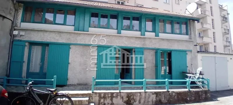 Vente Immeuble de rapport quartier préfecture - Photo 1