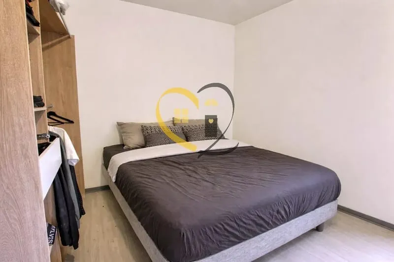 IMMEUBLE DE 196,98 m² à Saint Martin D'Auxigny - Photo 1