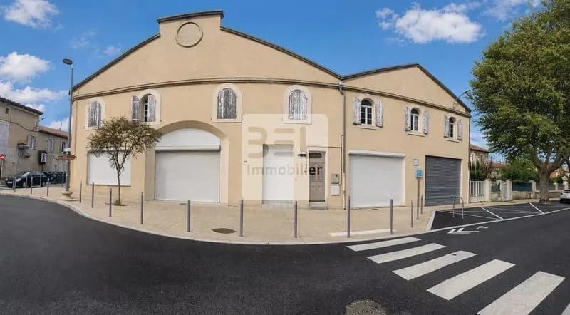 Ensemble immobilier - Photo 1