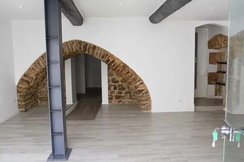 EXCLU Milhaud Immeuble de 200 m² - 328 000 € FAI - Photo 1