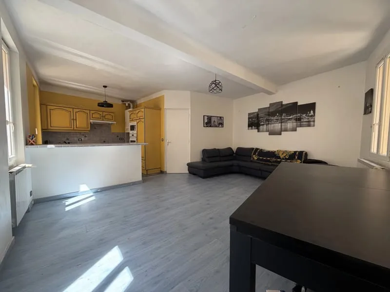 BEL IMMEUBLE - CENTRE VILLE - Photo 1