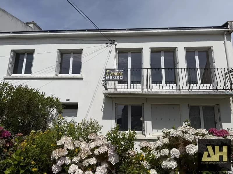 RIVE DROITE - MAISON DIVISÉE EN DEUX APPARTEMENTS - Photo 1