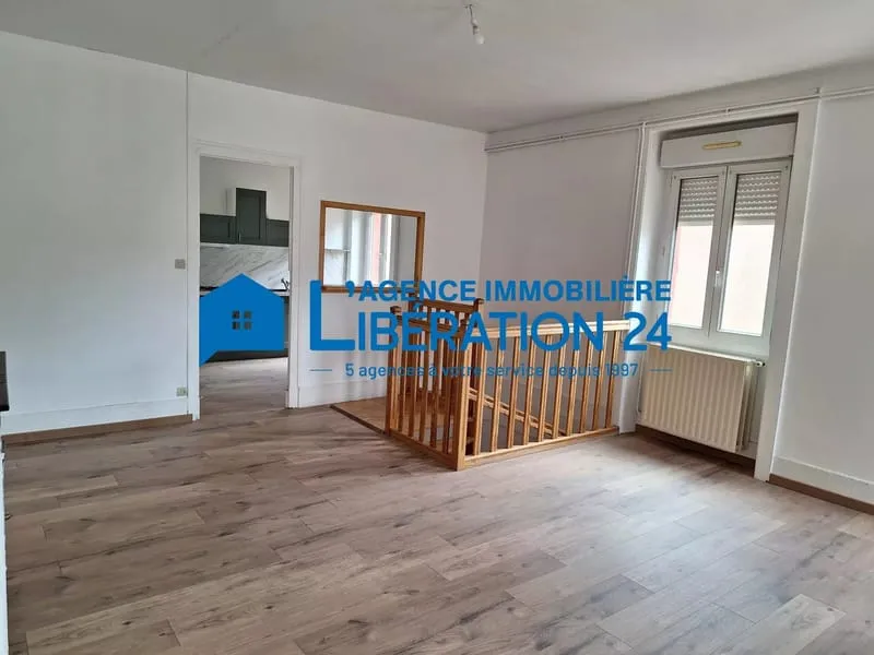 Bâtiment 3 pièces 174 m² - Photo 1