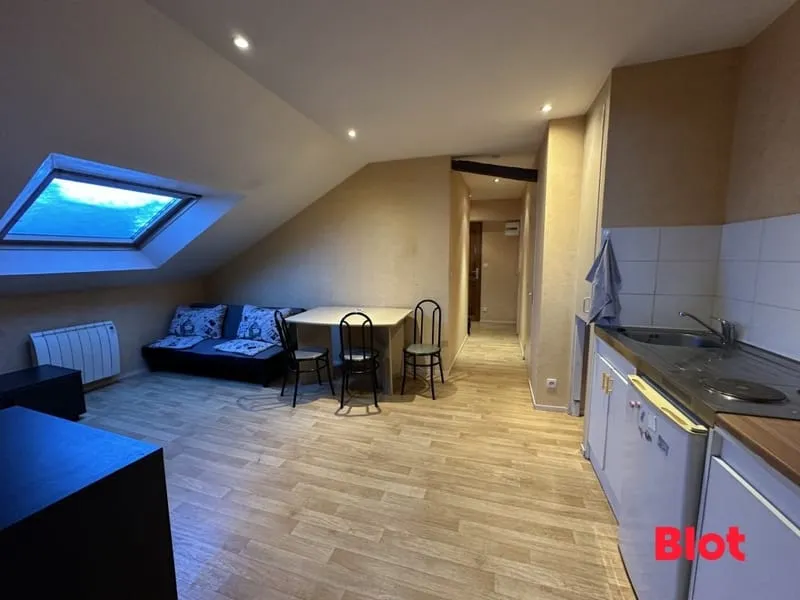 Spécial Investisseurs - Immeuble de rapport en monopropriété à MONTAUBAN-DE-BRETAGNE - Photo 1