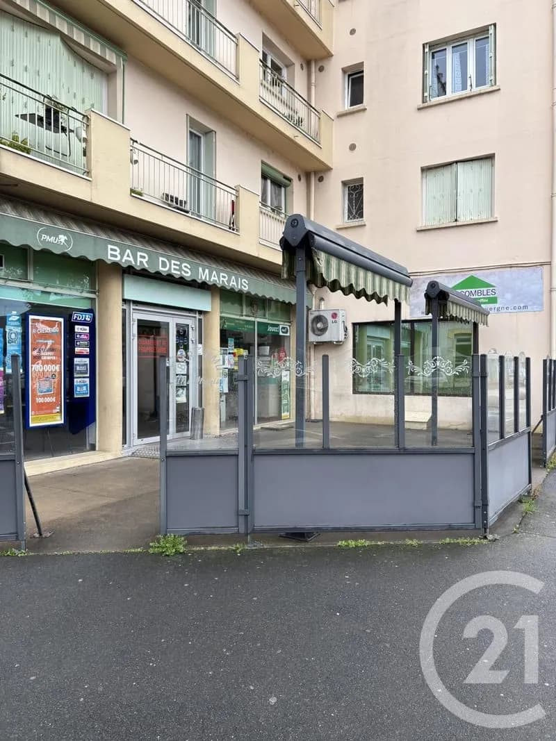 Bâtiment 185 m² - Photo 1