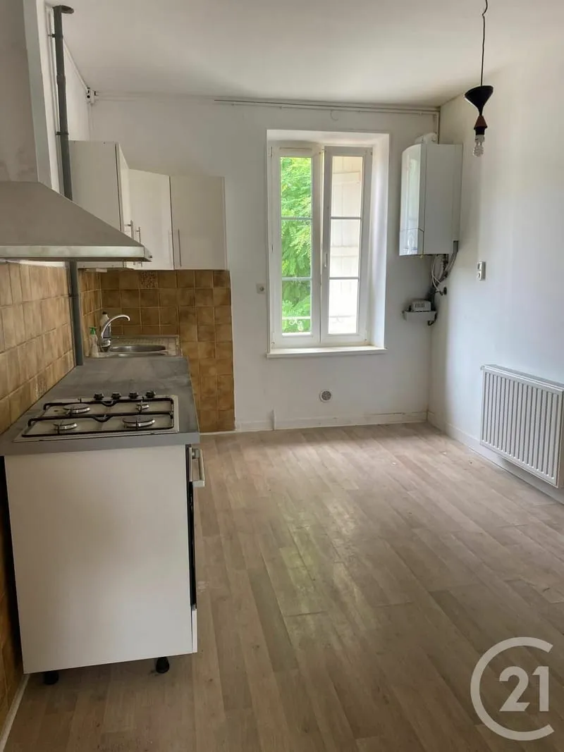 Bâtiment 4 pièces 237 m² - Photo 1