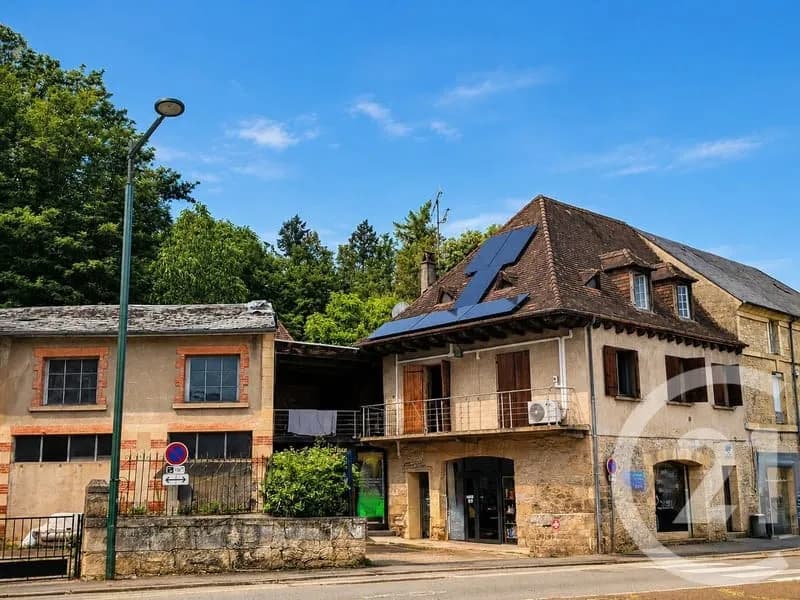 Immeuble de rapport 4 pièces 200 m² - Photo 1