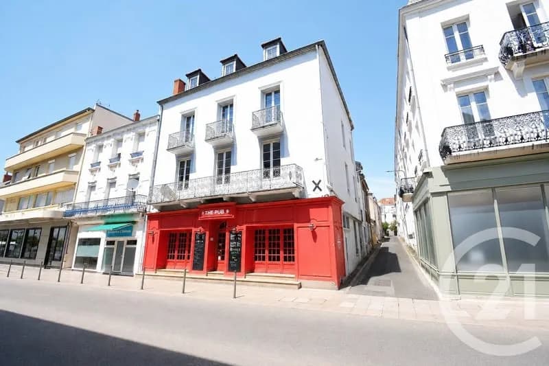 Bâtiment 482 m² - Photo 1