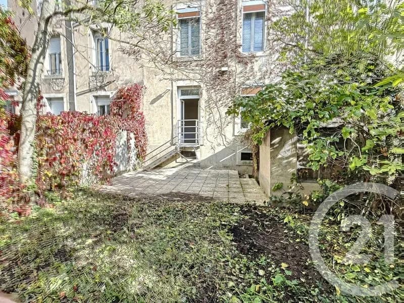 Bâtiment 2 pièces 193 m² - Photo 1