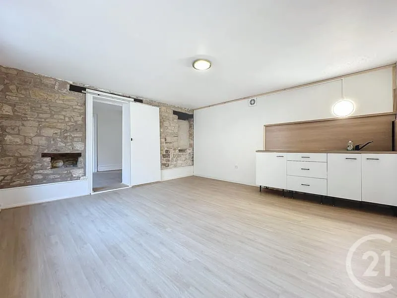 Immeuble de rapport 2 pièces 150 m² - Photo 1