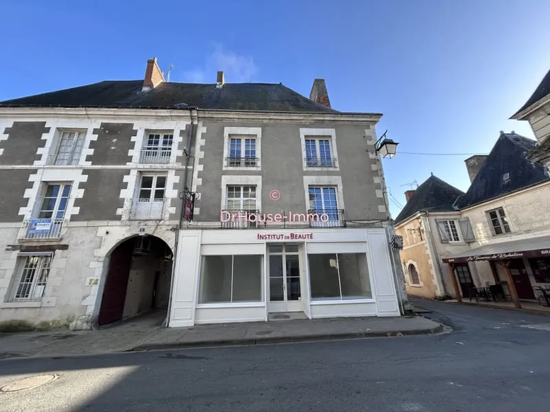 Immeuble 250 m² - Photo 1