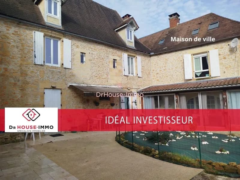 Ensemble immobilier rare au coeur du Périgord noir. Fort potentiel locatif et patrimonial - Photo 1