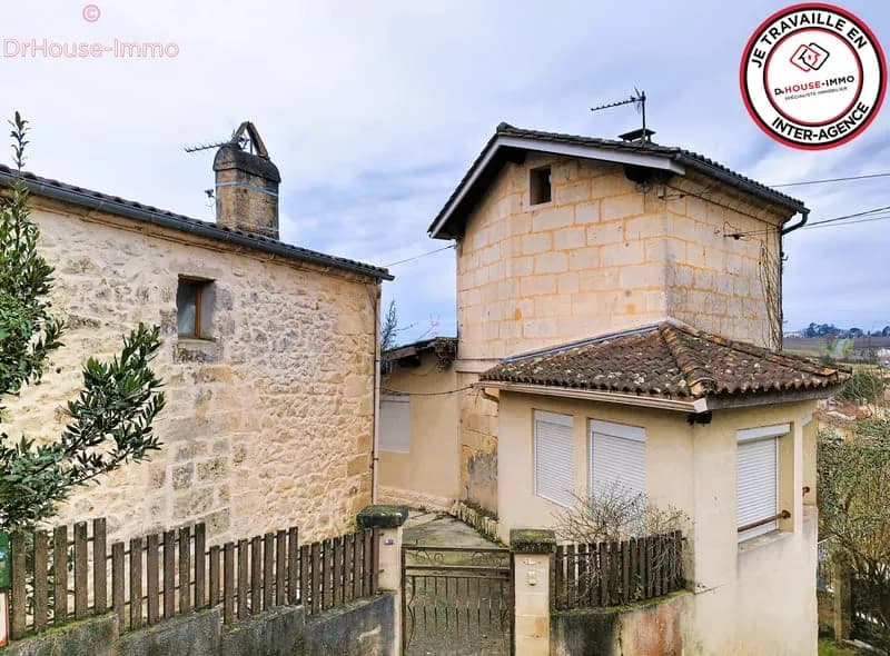 Ensemble immobilier - 3 habitations - 9 pièces - jardin 900m² - - Photo 1