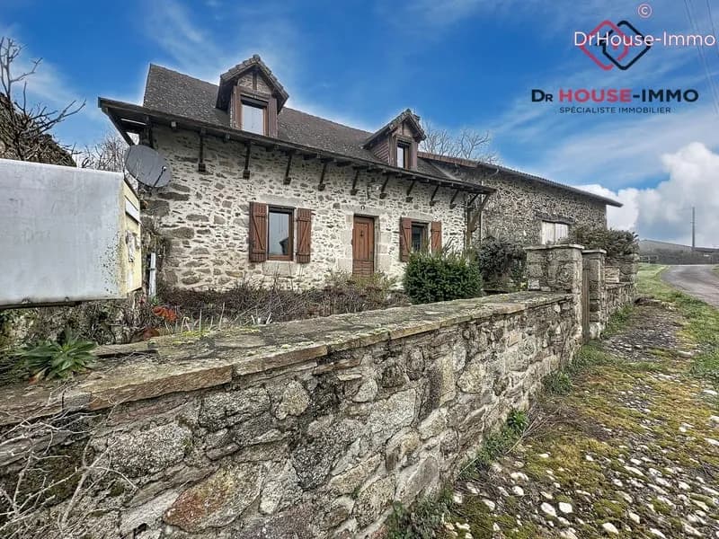 Ensemble immobilier en pierre (2 maisons : 105 m² & 126 m²) sur 1 950 m² de terrain plat avec garages & atelier - Idéal gîtes ou projet familial - Photo 1