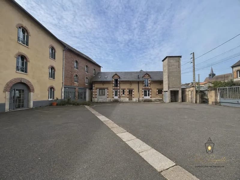 Ensemble immobilier de caractère 15 logements loués fort potentiel - Photo 1