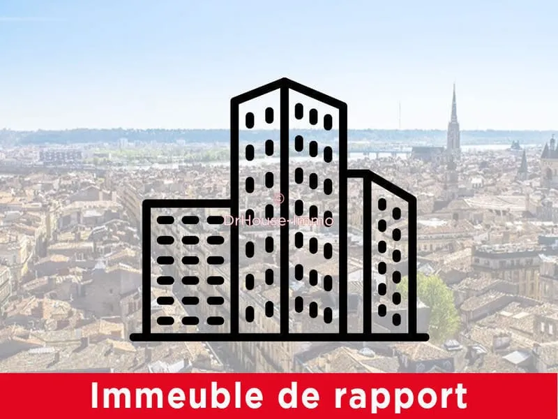 Immeuble de Caractère,Avec magasin de plus de 500 m2 à Condé-en-Normandie - Photo 1