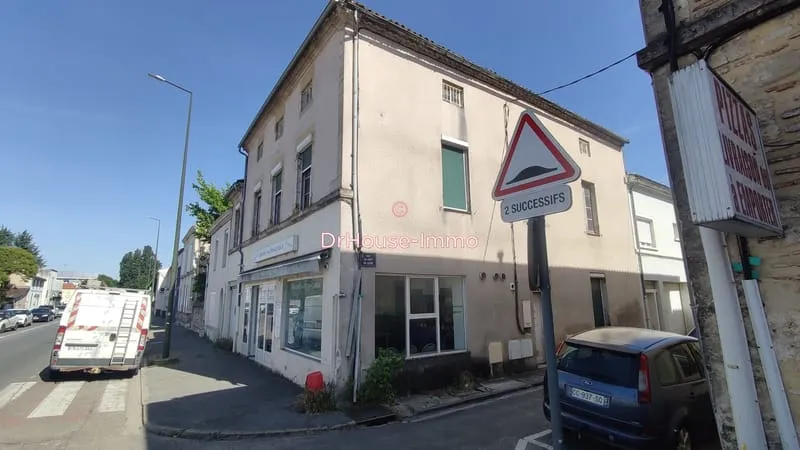Marmande, Immeuble à 2 étages de 260 m2 habitable - Photo 1