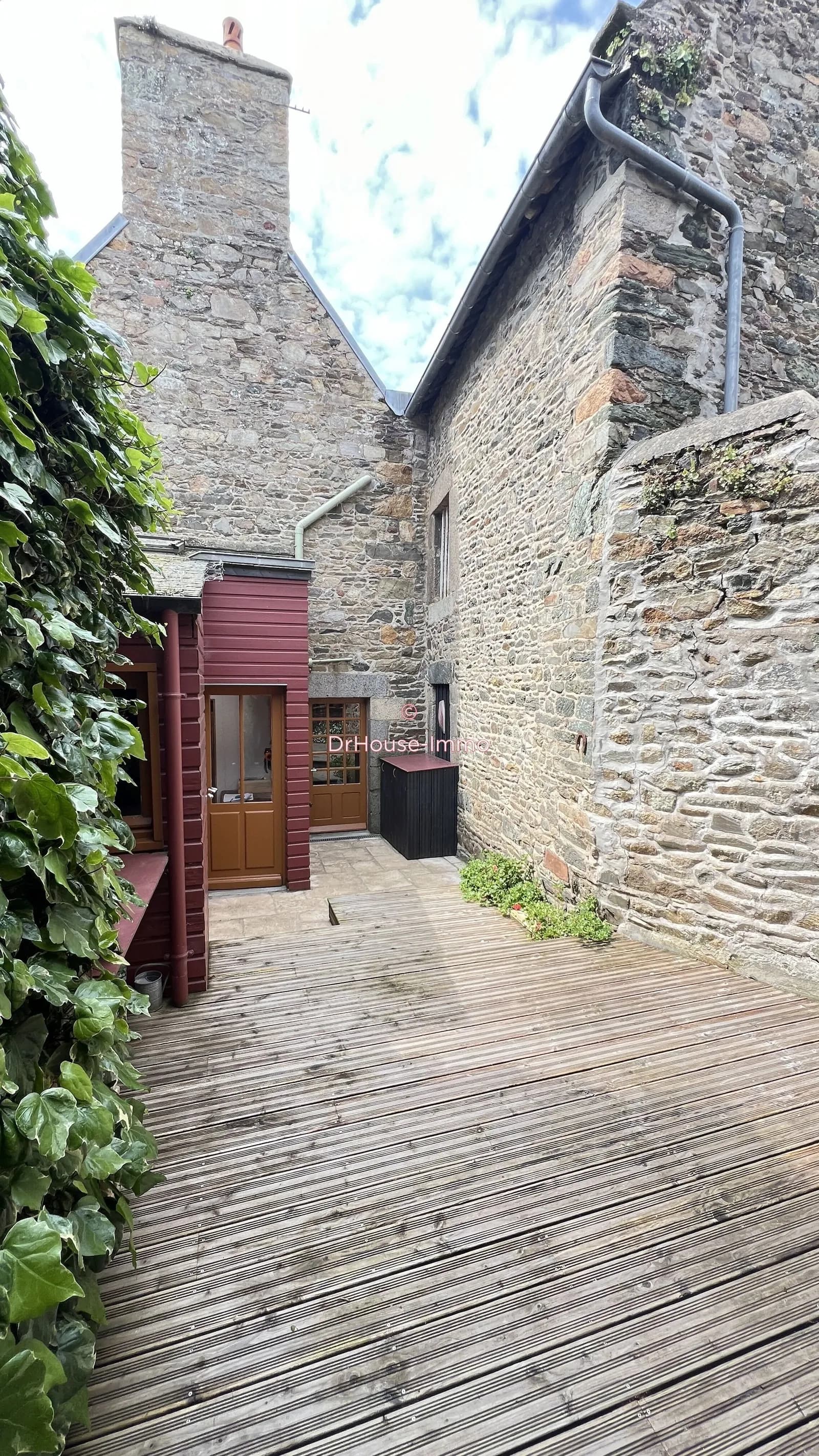 IMMEUBLE HISTORIQUE - Photo 1