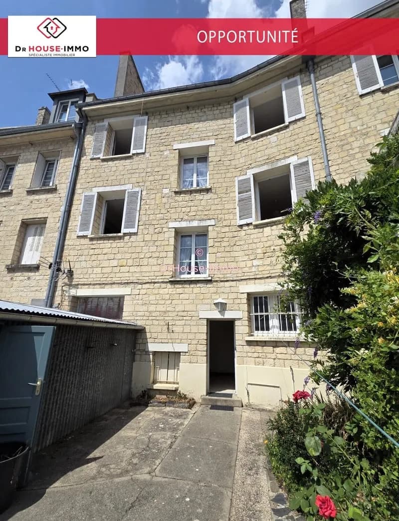 Immeuble mixte de caractère en pierre - Centre-ville d'Aunay-sur-Odon (Monts d'Aunay) - 249 m² - Photo 1