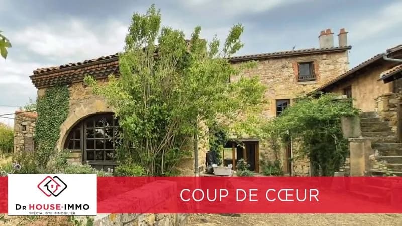 Ensemble immobilier de caractère à 10 minutes d'Issoire - Photo 1