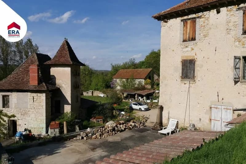 Ensemble immobilier unique dans la vallée du Lot - Photo 1