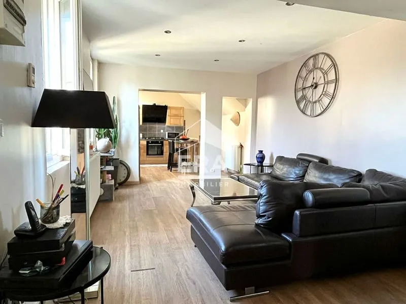 Ensemble immobilier de 224m² à Grand-Quevilly - Photo 1