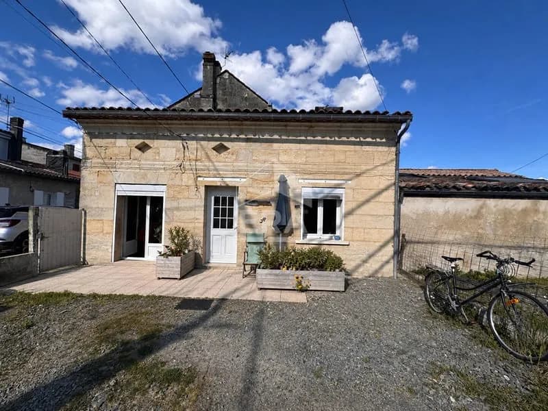 Maison pierre divisée en trois T2 - Photo 1