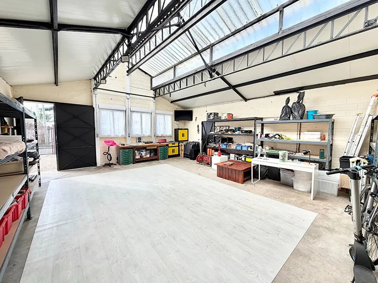 IMMEUBLE DE RAPPORT SITUE À ATHIS-MONS, À 10 min de la GARE DE JUVISY-SUR-ORGE ET DU CENTRE VILLE. - Photo 1