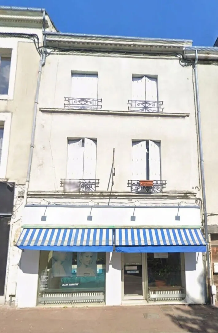 IMMEUBLE - Secteur Ouest - Photo 1