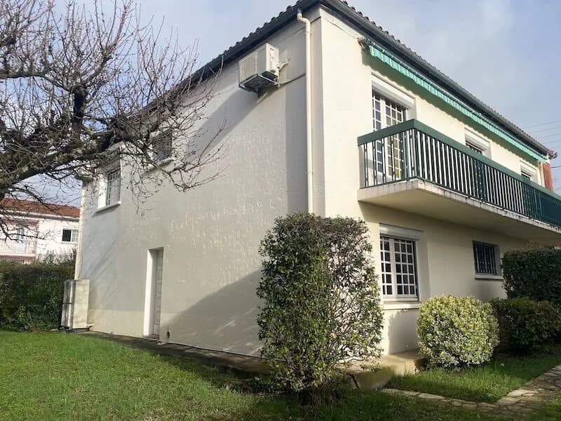 VILLA POTENTIEL DIVISIBLE EN 2 APPARTEMENTS - Photo 1