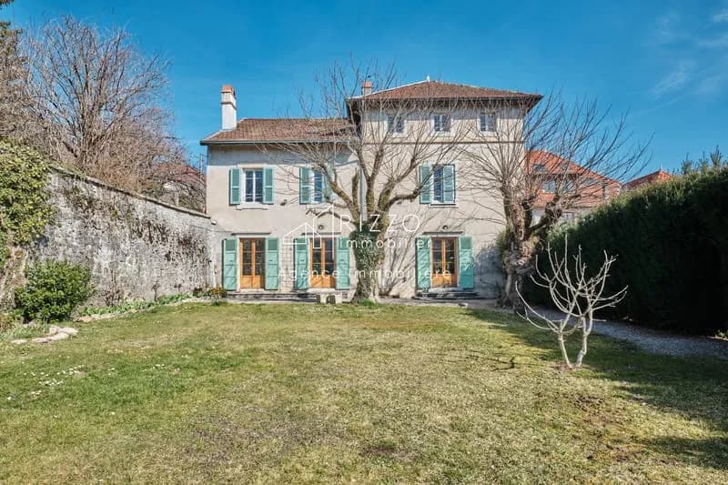À Vendre : Ensemble Immobilier de 10 Pièces Cachet Rare & - Photo 1