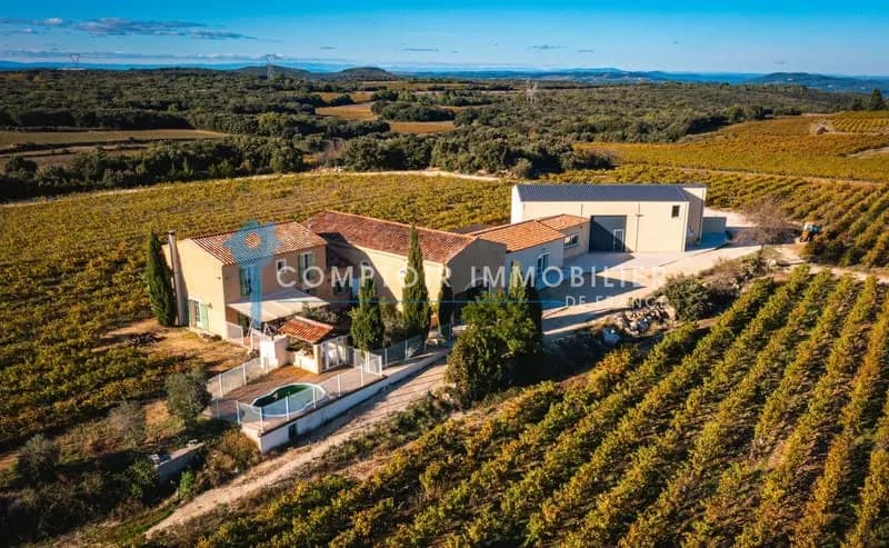 DEPT-30-A VENDRE-POUZILHAC Ensemble immobilier de 550m2 avec - Photo 1