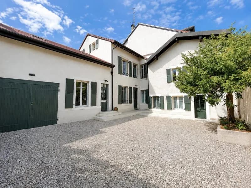 ENSEMBLE IMMOBILIER RÉNOVÉ AVEC 3 LOGEMENTS - Centre ville - Photo 1