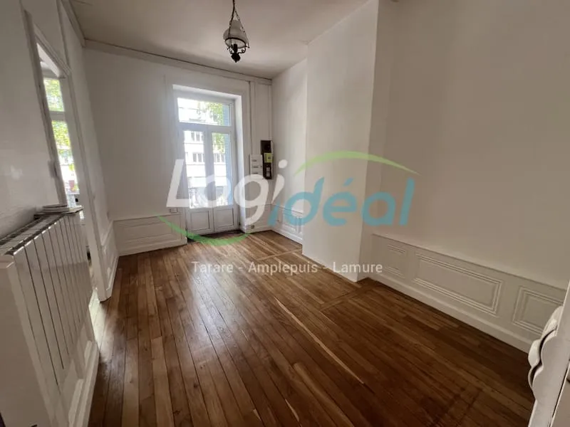 Immeuble de rapport Centre-ville de Tarare Investissemen - Photo 1