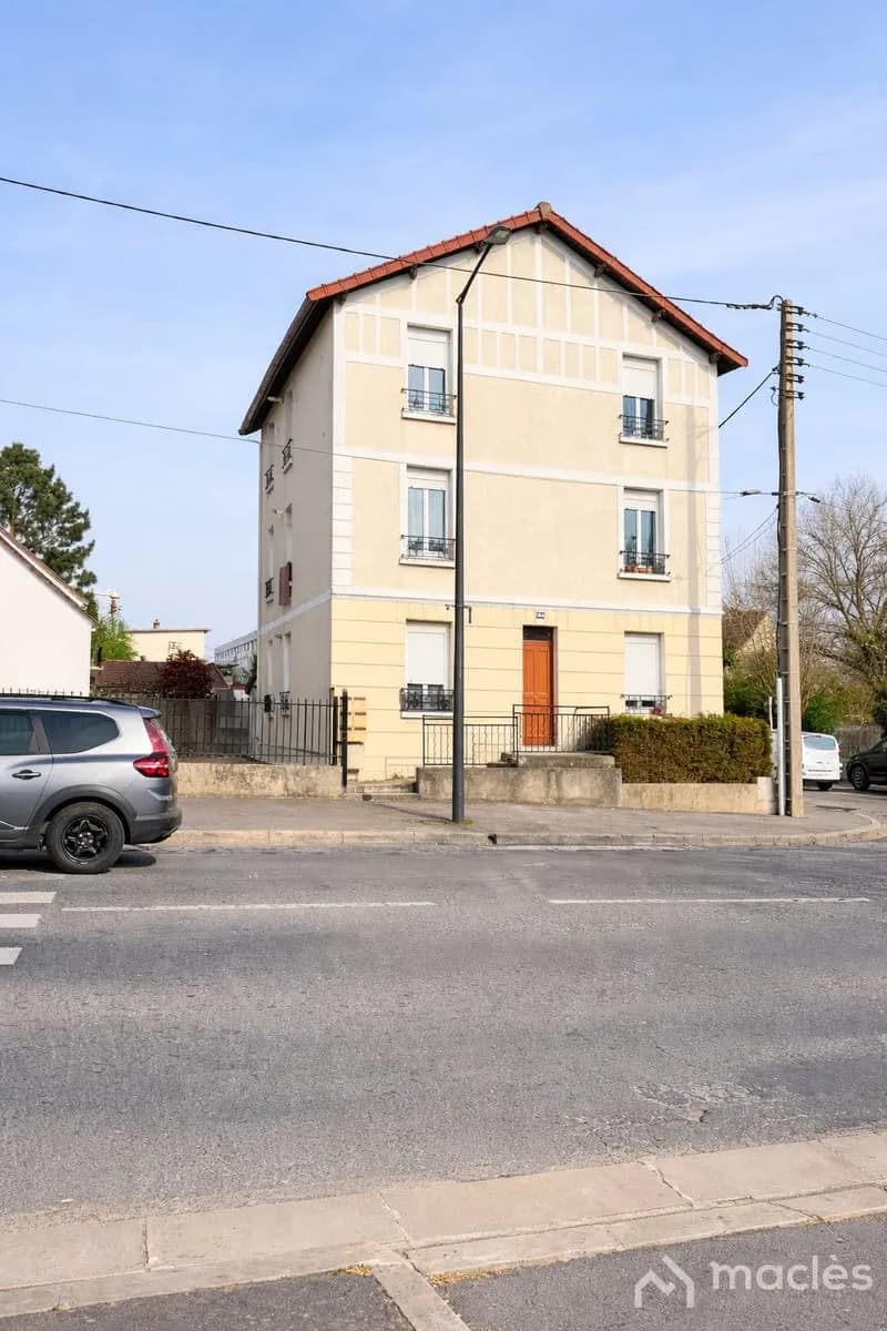 Goussainville Immeuble de rapport de 6 appartements - Photo 1